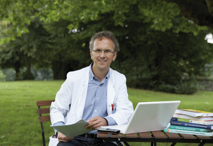 Professor Andreas Michalsen ist Vorstandsvorsitzender der Karl und Veronica Carstens-Stiftung.